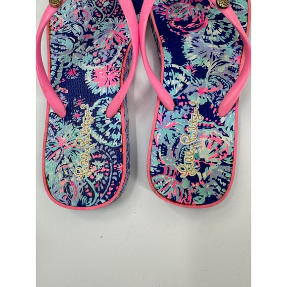 Lilly Pulitzer Oyster Bay You've Been Spotted Flip Flops With Pink Straps & Blue - Picture 8 of 9